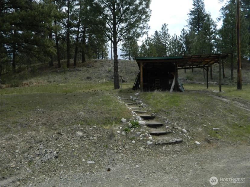 Property photo for 120 Sour Dough Creek Road, Tonasket photo 13