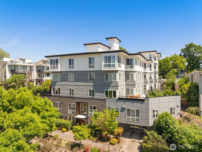 Property photo for 2901 S Jackson Street #404, Seattle photo 25