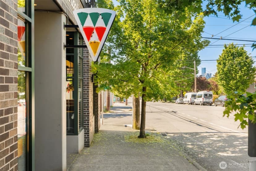 Property photo for 2901 S Jackson Street #404, Seattle photo 27