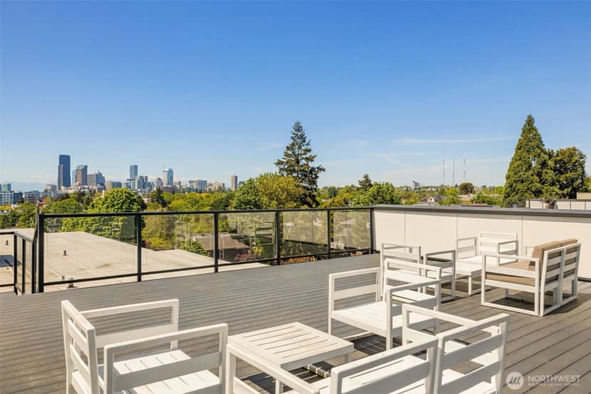 Property photo for 2901 S Jackson Street #404, Seattle photo 18