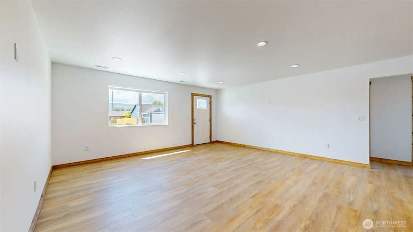 Property photo for 706 Petra Court, Omak photo 8