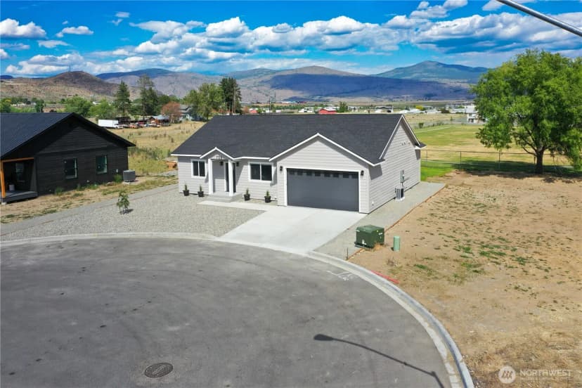 Property photo for 706 Petra Court, Omak photo 34