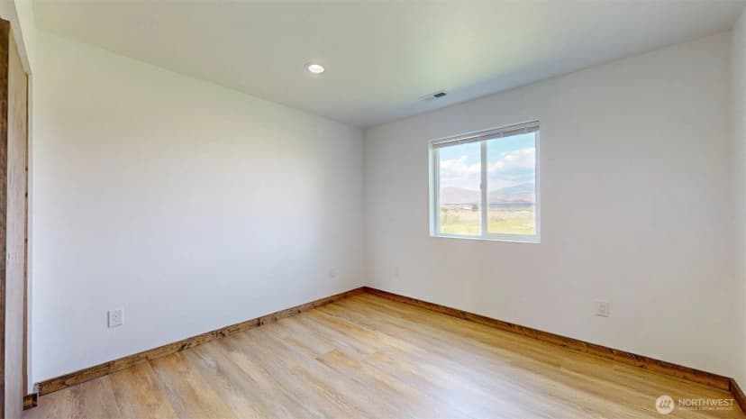 Property photo for 706 Petra Court, Omak photo 27