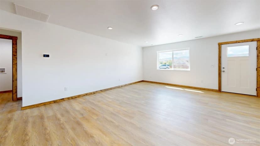 Property photo for 706 Petra Court, Omak photo 7
