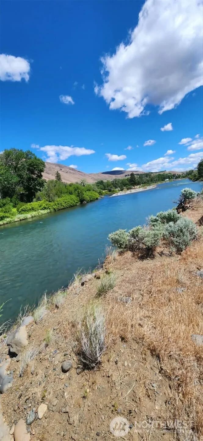 Property photo for 0 Xxx Lake Naches Dr, Naches photo 15