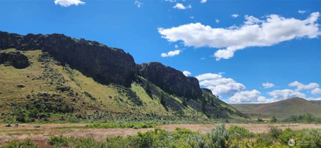 Property photo for 0 Xxx Lake Naches Dr, Naches