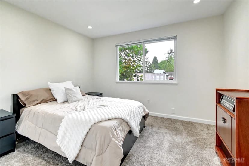 Property photo for 23717 49th Drive Se, Woodinville photo 30