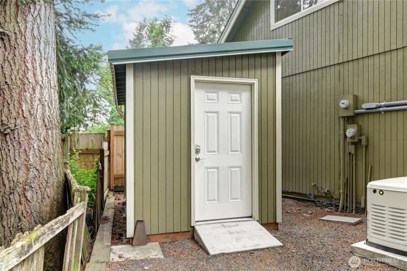 Property photo for 23717 49th Drive Se, Woodinville photo 18