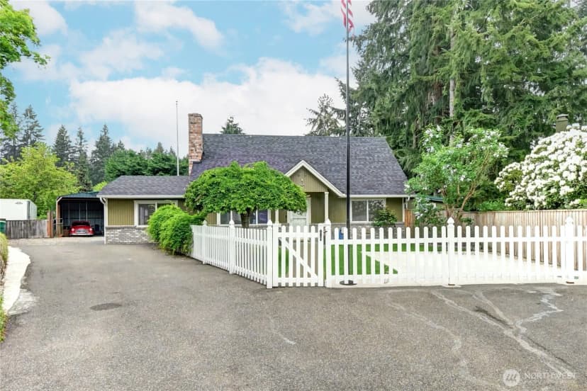 Property photo for 23717 49th Drive Se, Woodinville photo 5