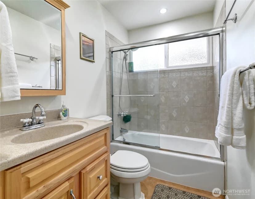 Property photo for 23717 49th Drive Se, Woodinville photo 32