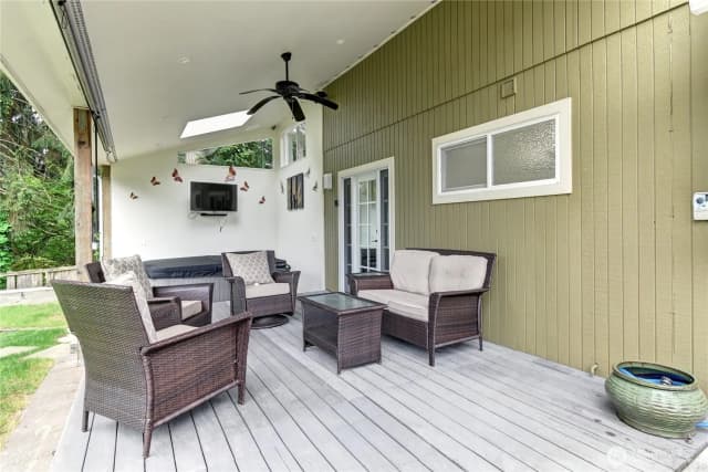 Property photo for 23717 49th Drive Se, Woodinville photo 2