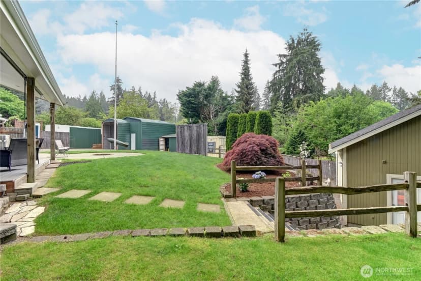 Property photo for 23717 49th Drive Se, Woodinville photo 15