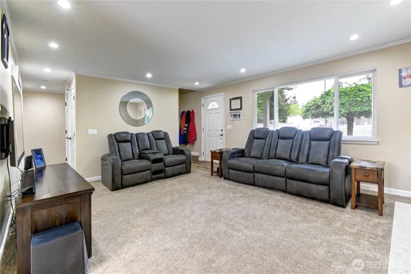 Property photo for 23717 49th Drive Se, Woodinville photo 21