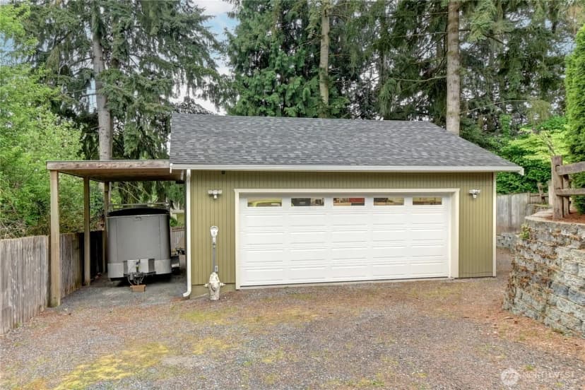 Property photo for 23717 49th Drive Se, Woodinville photo 9