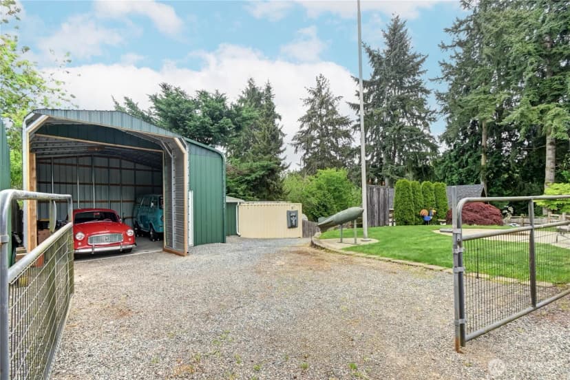 Property photo for 23717 49th Drive Se, Woodinville photo 11