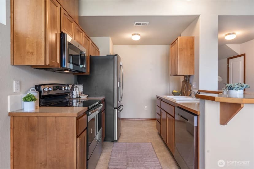 Property photo for 21404 104th Court E, Bonney Lake photo 11