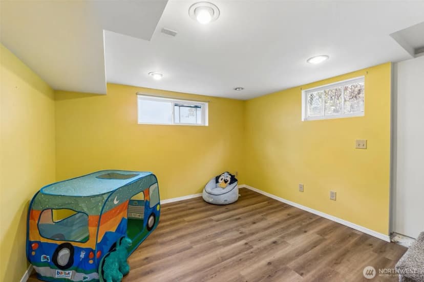 Property photo for 1911 13th Street, Everett photo 20