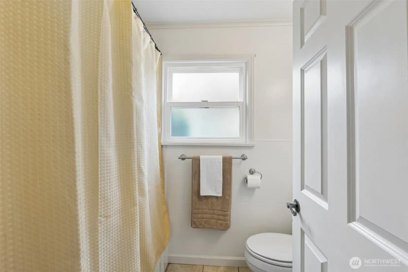 Property photo for 1911 13th Street, Everett photo 16