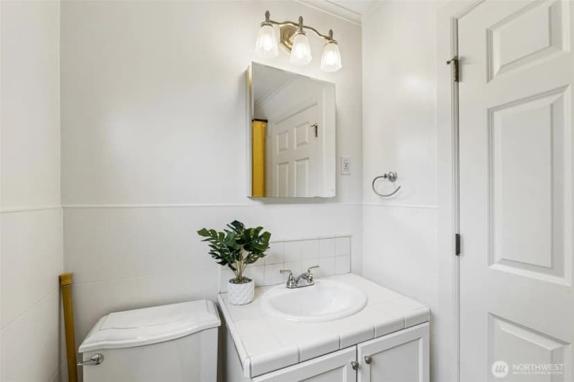 Property photo for 1911 13th Street, Everett photo 17