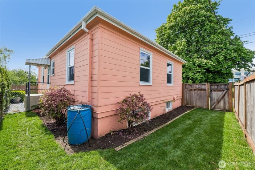 Property photo for 1911 13th Street, Everett photo 30