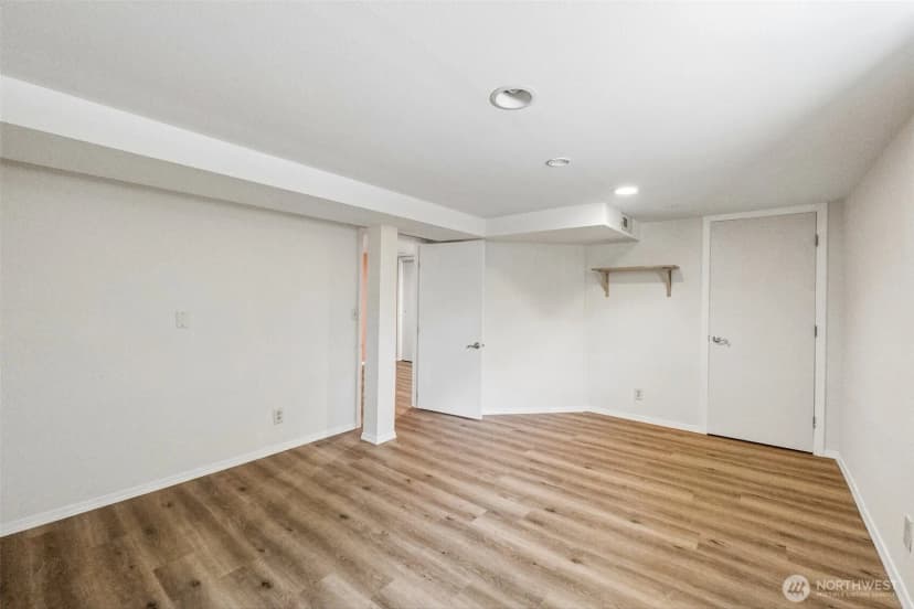 Property photo for 1911 13th Street, Everett photo 23