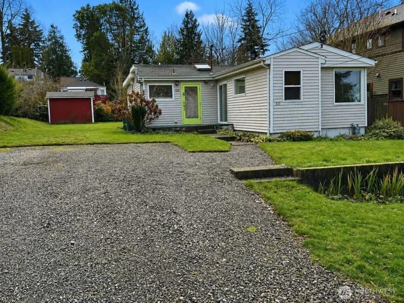 Property photo for 311 Ne 95th St, Seattle