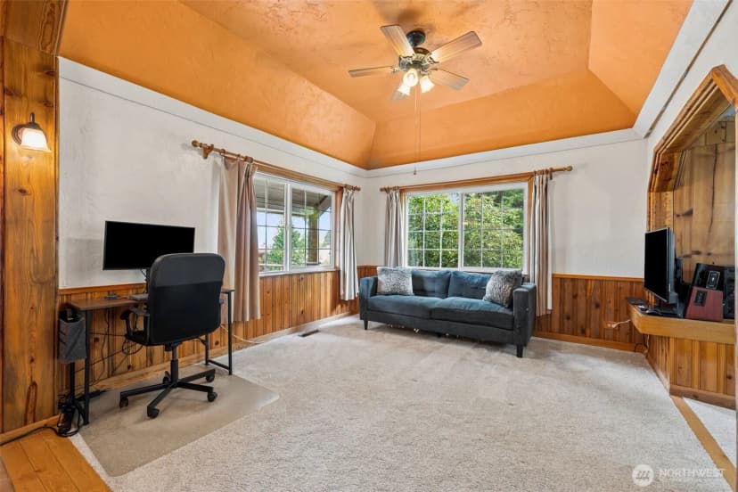 Property photo for 636 Water Street, South Bend photo 8