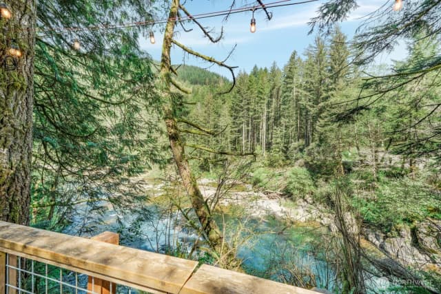 Property photo for 17361 Washougal River Road, Washougal photo 3