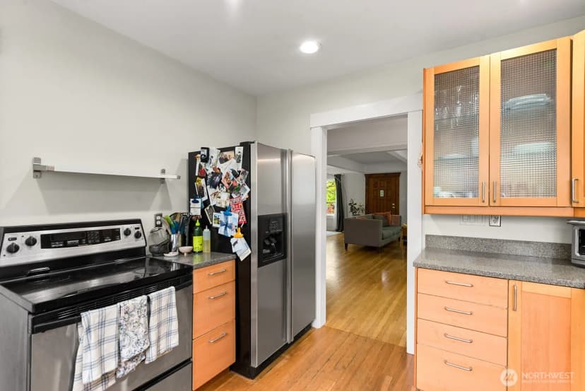 Property photo for 836 Nw Market Street, Seattle photo 7