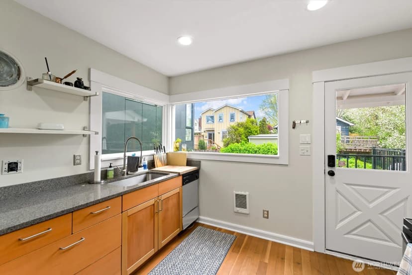 Property photo for 836 Nw Market Street, Seattle photo 5
