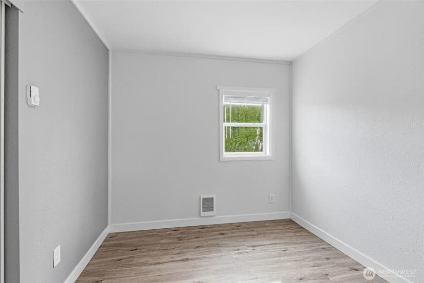 Property photo for 1116 3rd Avenue N, Kelso photo 9