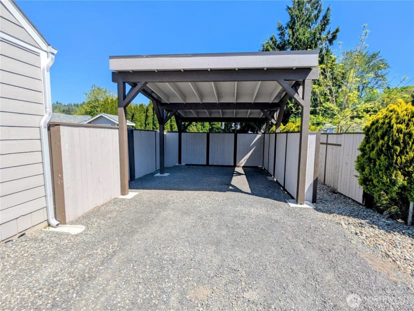 Property photo for 1116 3rd Avenue N, Kelso photo 4