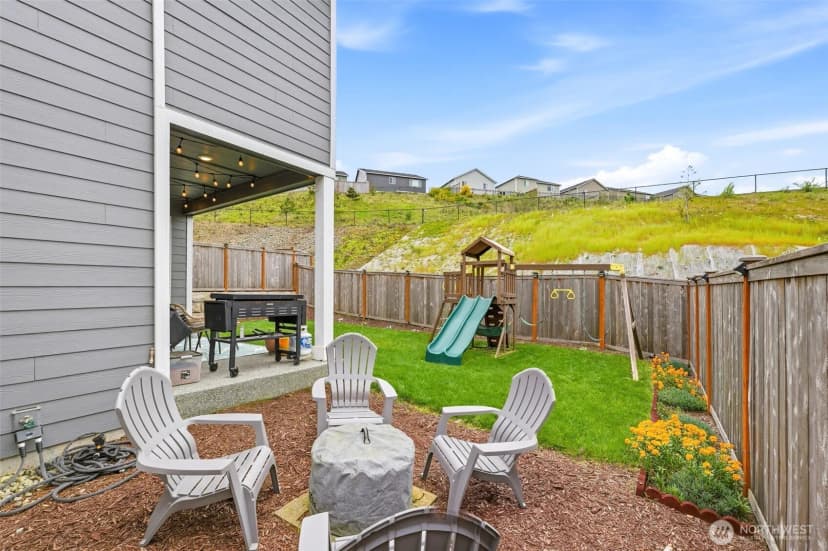 Property photo for 1227 Baker Heights Loop, Bremerton photo 13