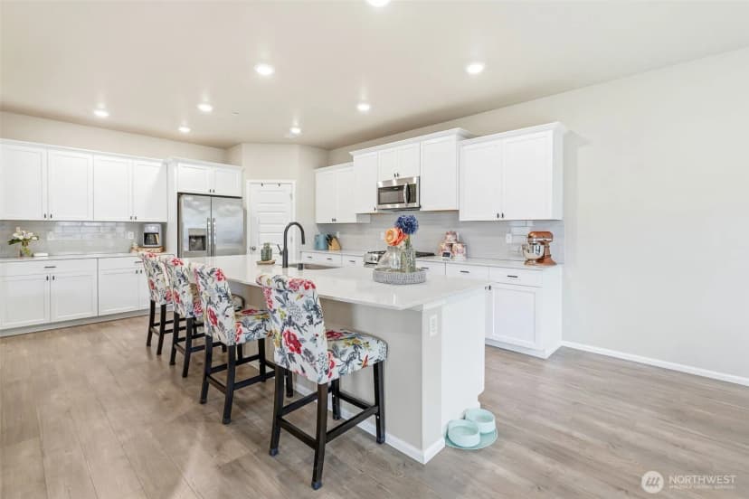 Property photo for 1227 Baker Heights Loop, Bremerton photo 10