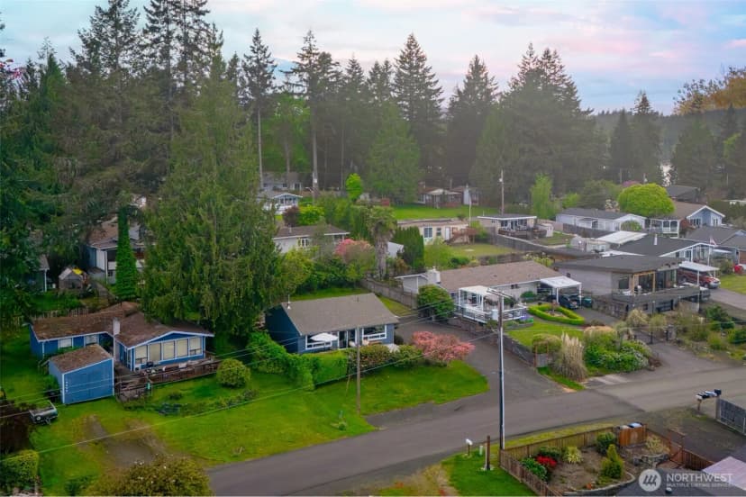 Property photo for 10035 Windward Drive Nw, Olympia photo 3