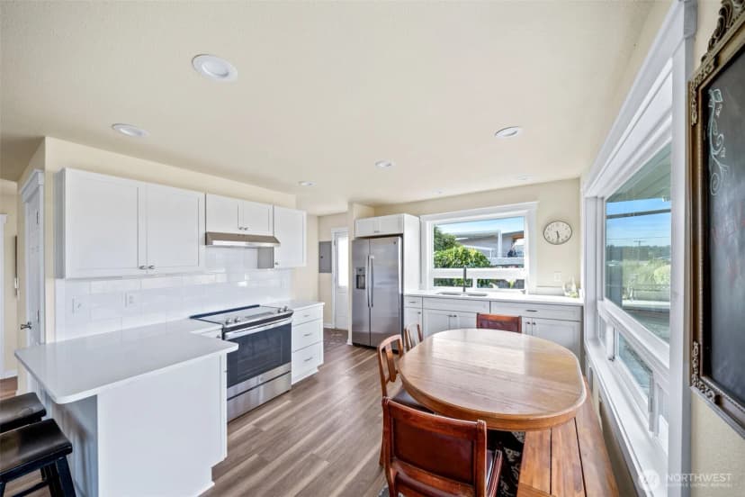 Property photo for 10035 Windward Drive Nw, Olympia photo 14