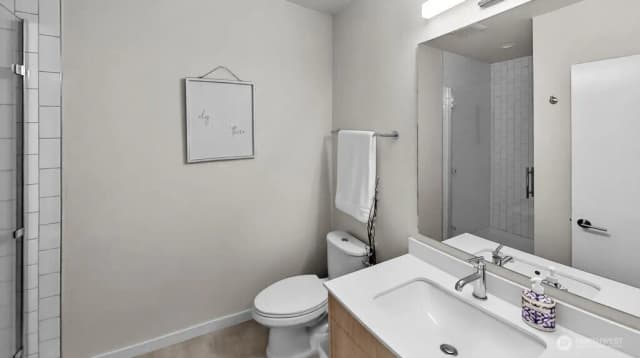 Property photo for 9266 50th Avenue S #c, Seattle photo 5