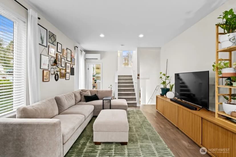 Property photo for 9266 50th Avenue S #c, Seattle photo 13