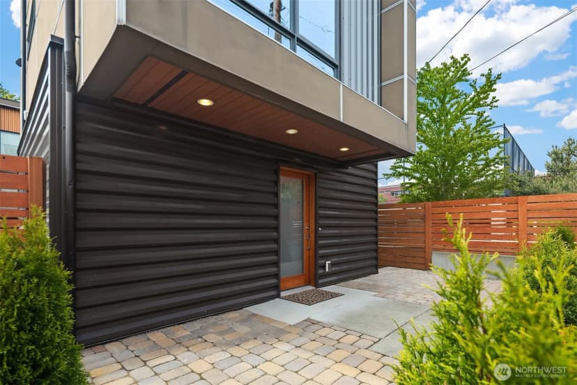 Property photo for 1761 20th Avenue S, Seattle photo 28