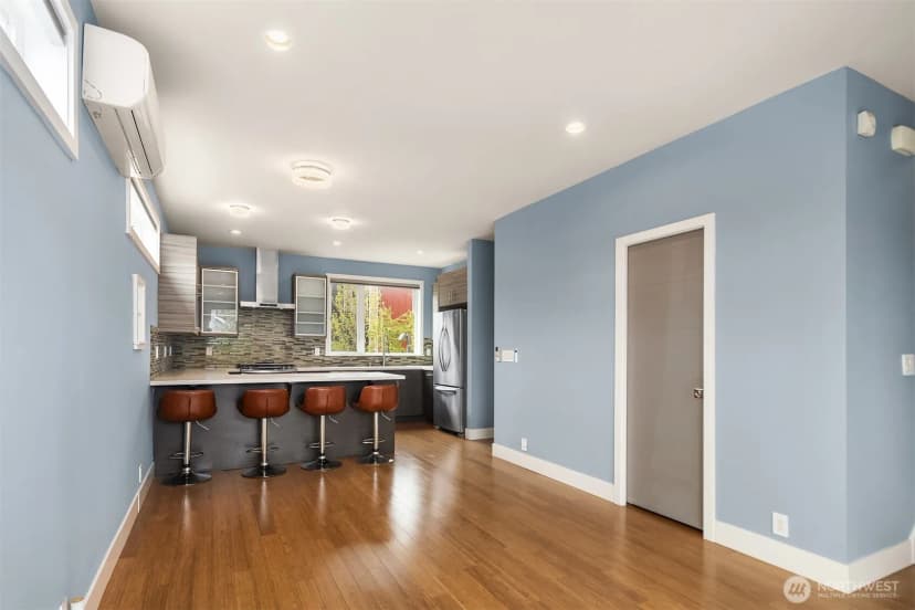 Property photo for 1761 20th Avenue S, Seattle photo 12