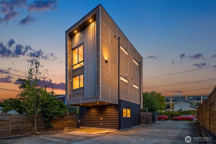 Property photo for 1761 20th Avenue S, Seattle photo 2