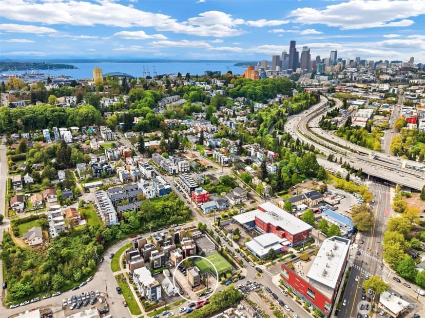 Property photo for 1761 20th Avenue S, Seattle photo 31