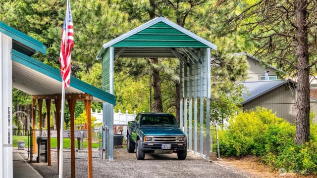 Property photo for 1811 Hundley Road, Cle Elum photo 3