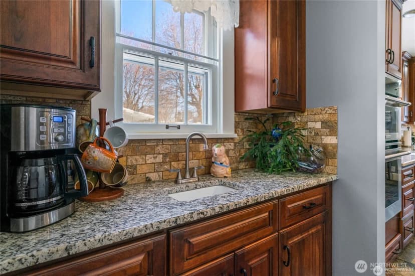 Property photo for 612 E Birch Street, Waterville photo 12