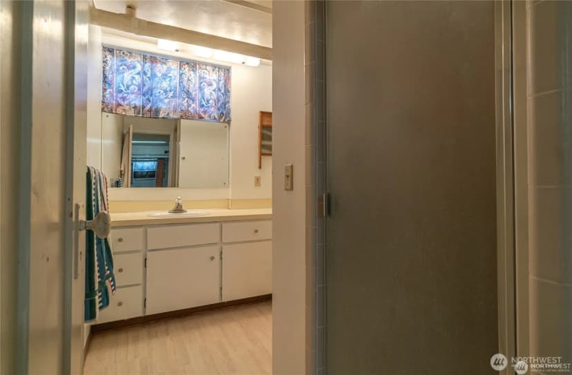 Property photo for 612 E Birch Street, Waterville photo 17