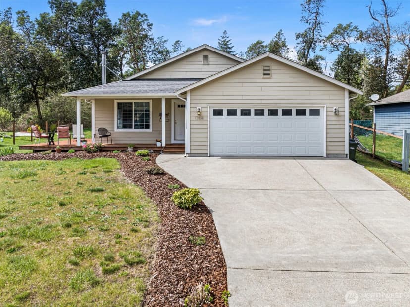 Property photo for 1704 197th Avenue Sw, Lakebay