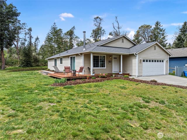 Property photo for 1704 197th Avenue Sw, Lakebay photo 2