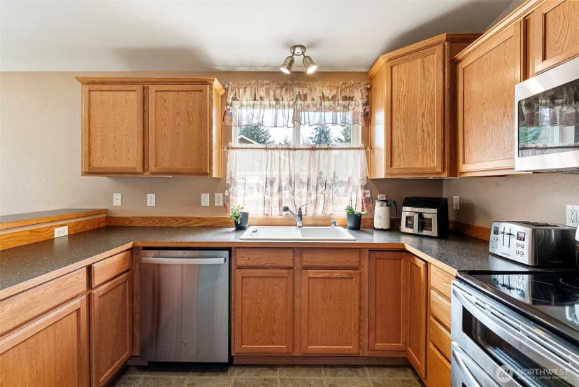 Property photo for 1704 197th Avenue Sw, Lakebay photo 9