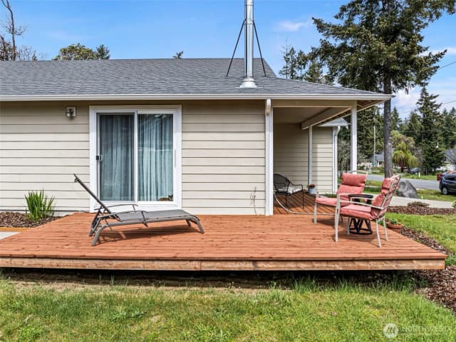Property photo for 1704 197th Avenue Sw, Lakebay photo 3