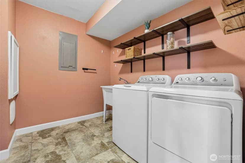 Property photo for 709 22nd Street Sw, Puyallup photo 28